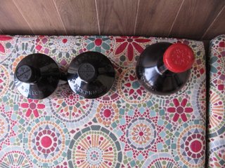 Lote Botellas Hendricks y Drambuie