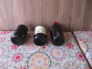 Lote Botellas Hendricks y Drambuie