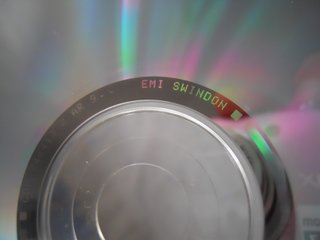 CD QUEEN LIVE MAGIC,CD ROJO,LEER DESCRIPCIÓN