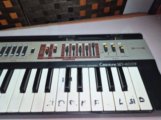 Teclado Casio MT-400V