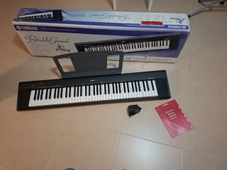Piano Digital Yamaha Portable Grand NP-30
