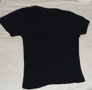 Camiseta cuello V negra talla S