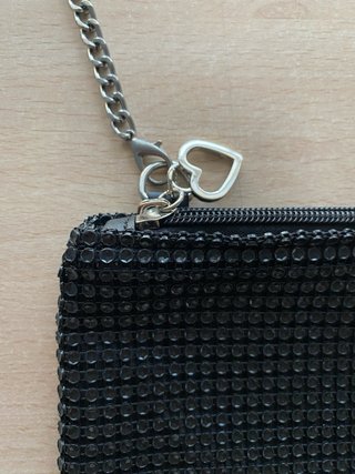 Bolso negro con brillos