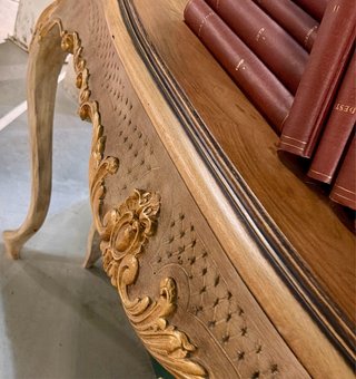 Exclusiva consola francesa estilo Luis XV Rocaille