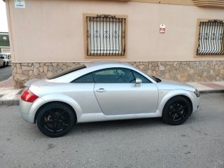 Audi TT MK1 180CV quattro.
