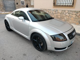 Audi TT MK1 180CV quattro.