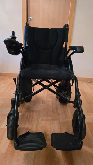 Silla de ruedas eléctrica
