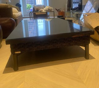 Mesa de salón de teca Mariana Artesana con cristal