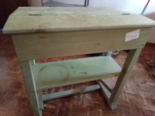 Mesa de madera para pintar