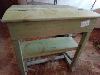Mesa de madera para pintar