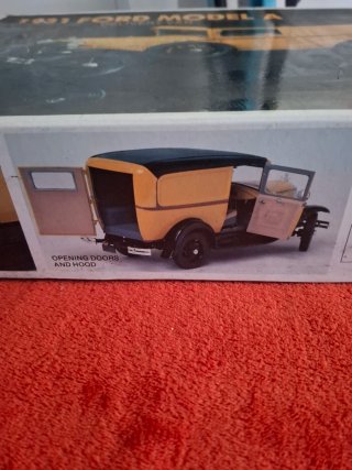 Maqueta Ford A Minicraft 1:16