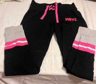 Lote Ropa Deportiva: 3 Pantalones, 3 Camisetas, 1