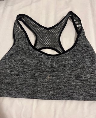 Lote Ropa Deportiva: 3 Pantalones, 3 Camisetas, 1