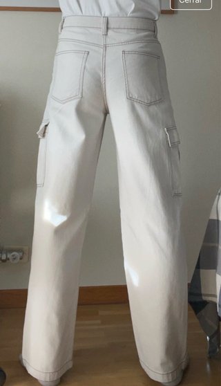 Pantalón cargo H&M beige