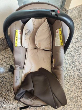 Base y Silla de Coche para Bebé