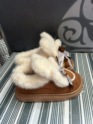 Pantuflas mujer tipo bota talla 36-37