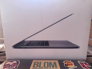 MacBook Pro 15” gris espacial (2018)