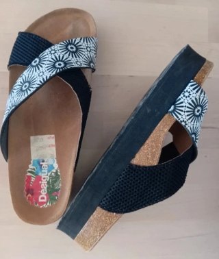 Sandalias Desigual