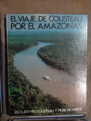 3 Tomos Cousteau + 1 Ballenas, Defines, Nat. Geo.