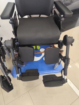 Silla de ruedas ergonomica NUEVA