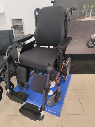 Silla de ruedas ergonomica NUEVA