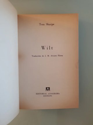 2x5€ Tom Sharpe