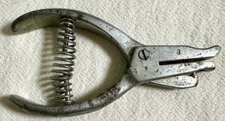 Antiguo taladro picabilletes, piqueteador patrones