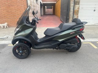 Moto Scooter verde