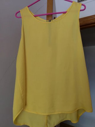 Top Stradivarius verde talla XL