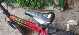 Bicicleta Infantil Hot Wheels 14