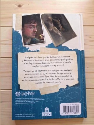 Harry Potter. Destroza este horrocrux: ¡Rasga, ...
