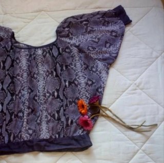 Blusa Zara Estampada Morada Talla Única
