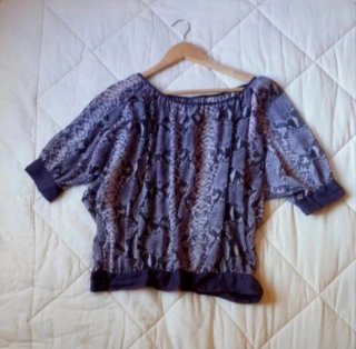 Blusa Zara Estampada Morada Talla Única