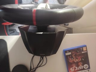 Volante PlayStation 5 in scatola
