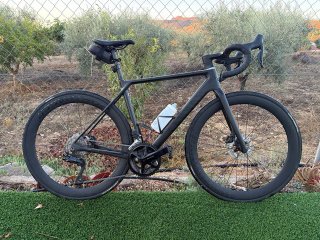Canyon Ultimate CF SL 7.0 di2 OFERTA