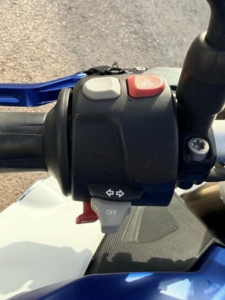 BMW F800R 2015 Azul/Blanca
