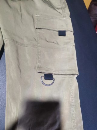 Pantalón cargo fino Bershka Talla S