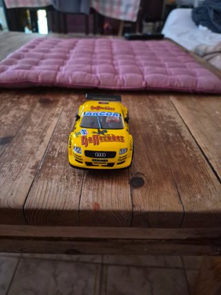 Scalextric Audi TT Amarillo Ghalleröder