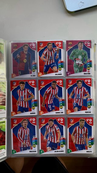 Album Adrenalyn 2024/2025, caja box y repetidas