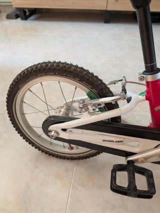 Bicicleta infantil Woom 14 color rosa