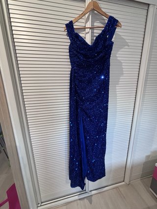 Dos vestidos nuevos