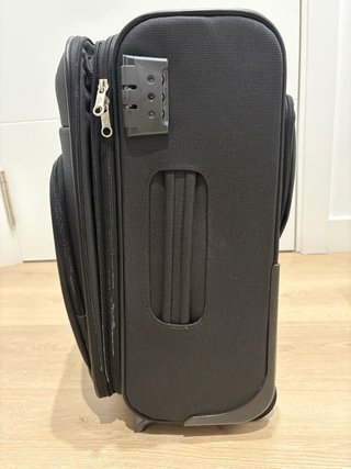 Maleta cabina Samsonite expansible negra