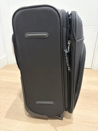 Maleta cabina Samsonite expansible negra