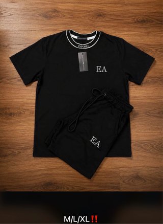 Conjunto Emporio Armani EA Negro Talla M