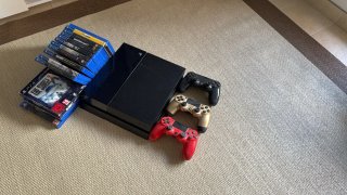 PlayStation 4 consola, controles y juegos