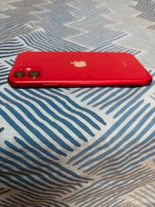 iPhone 11 Rojo