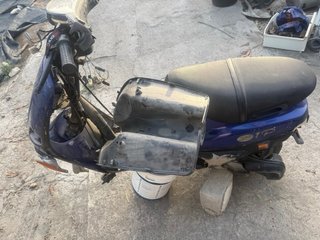 Piaggio Zip Azul Scooter