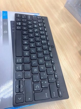 HP Teclado multidispositivo compacto 350 con Bluetoot