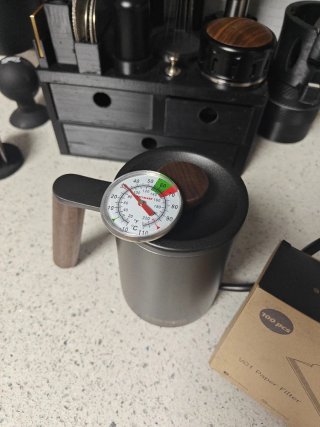 Jarra y Filtro Café V60 MHW-3BOMBER Jarra de cuell