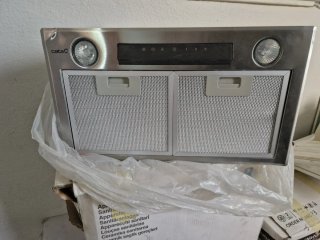 Campana extractora negra